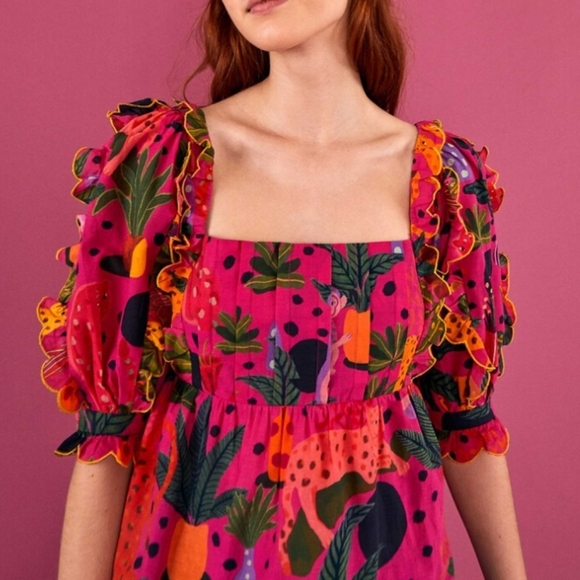 Farm Rio Pop Leopards Blouse Size Small NWT Valentine's Spring Beach Vacay - Picture 6 of 16